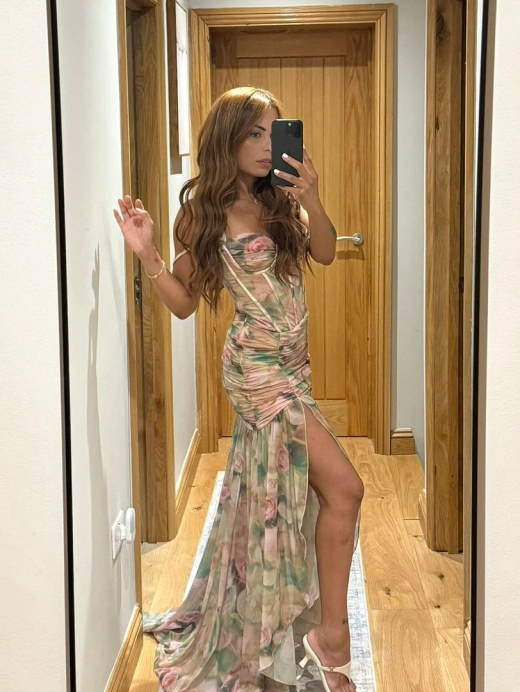 escort image