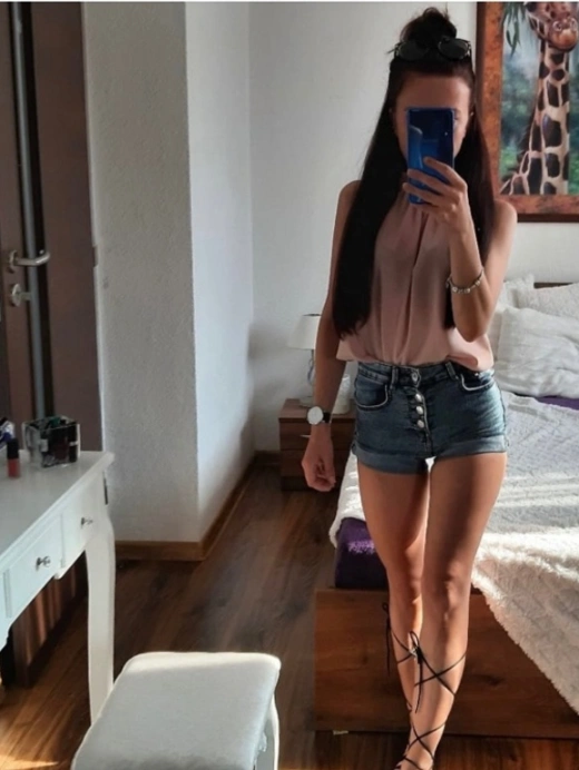 escort image