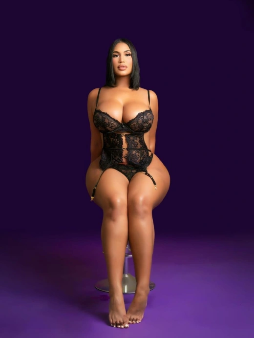escort image