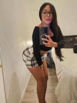 escort image