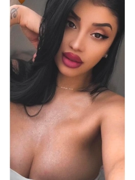 escort image