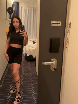 escort image