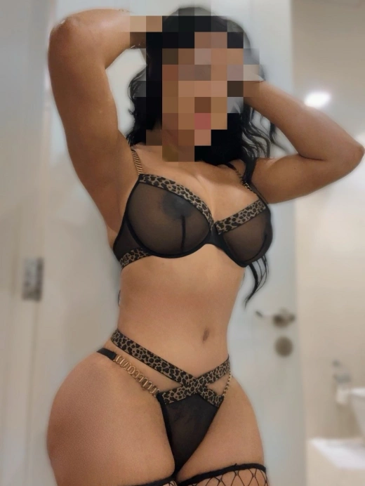escort image