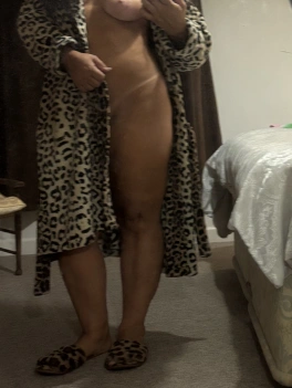 escort image