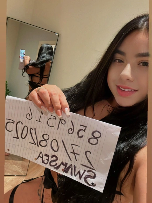 escort image