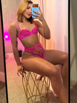 escort image