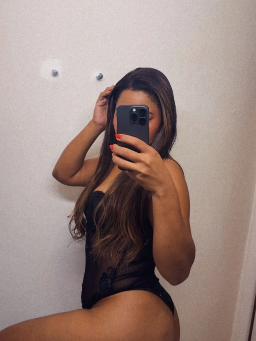 escort image