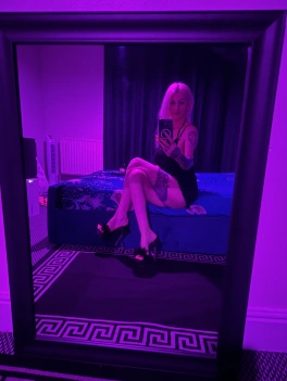 escort image