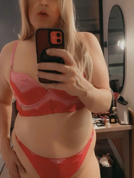 escort image