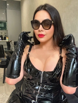 escort image