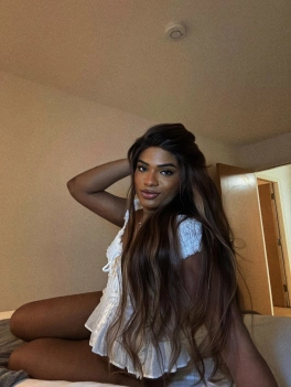 escort image