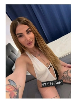 escort image