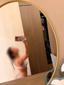 escort image