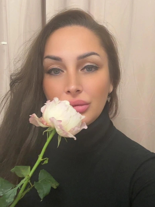 escort image