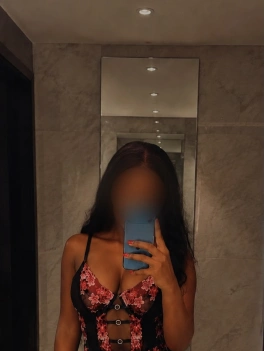 escort image
