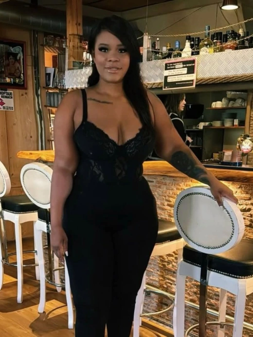 escort image