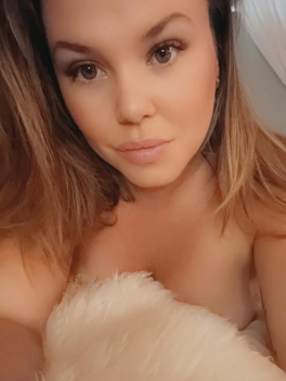 escort image