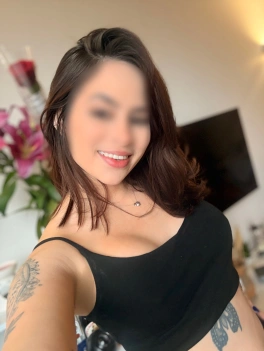 escort image