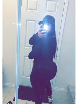escort image