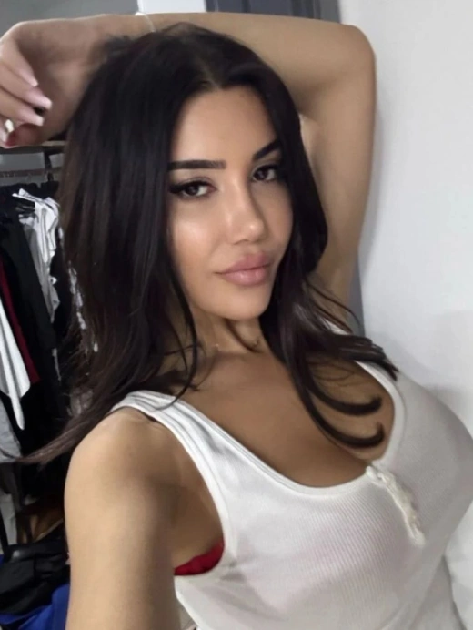 escort image