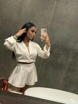 escort image