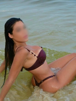 escort image