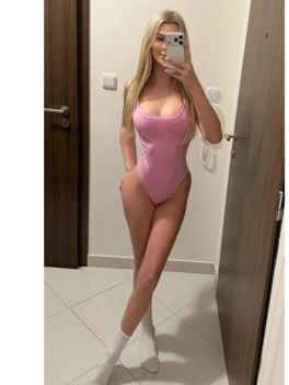 escort image