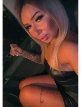 escort image