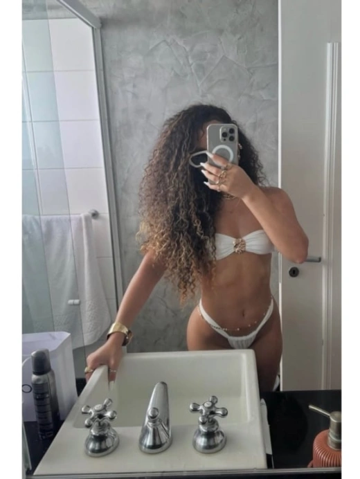 escort image
