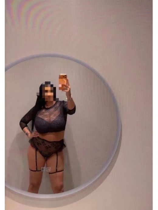 escort image