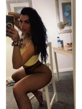escort image