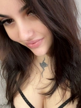 escort image