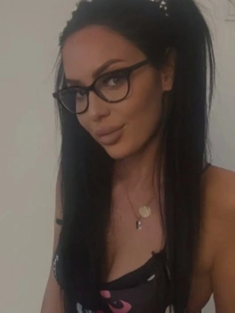 escort image