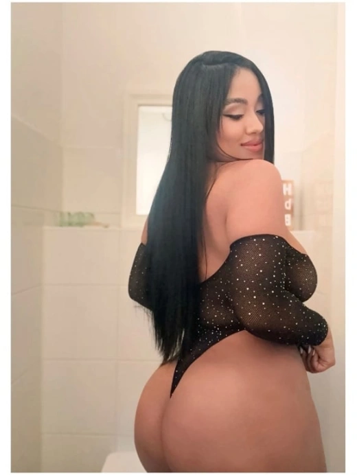 escort image