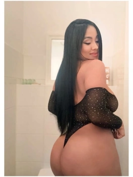 escort image