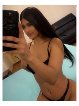 escort image