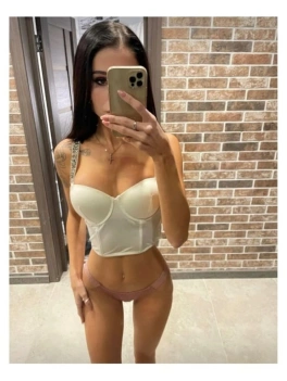 escort image