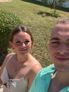 escort image