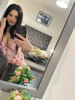 escort image