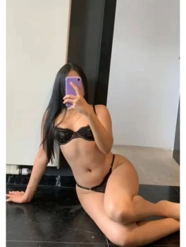 escort image