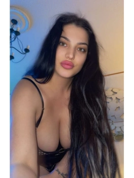 escort image