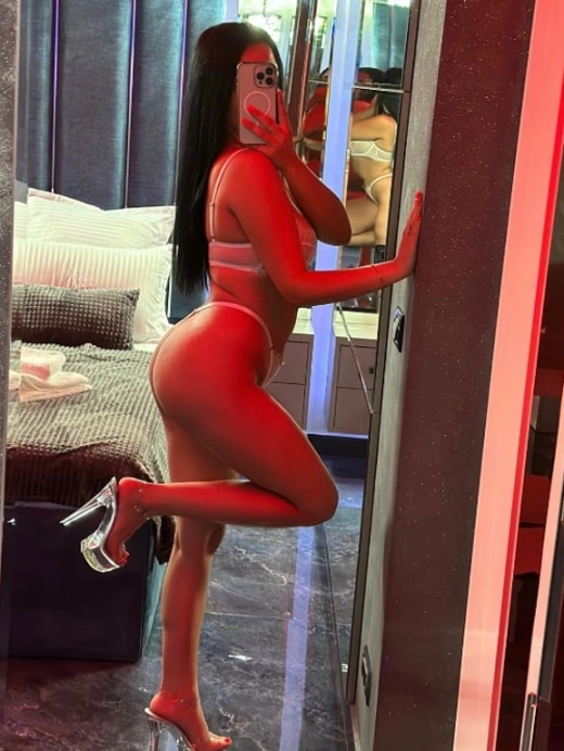 escort image