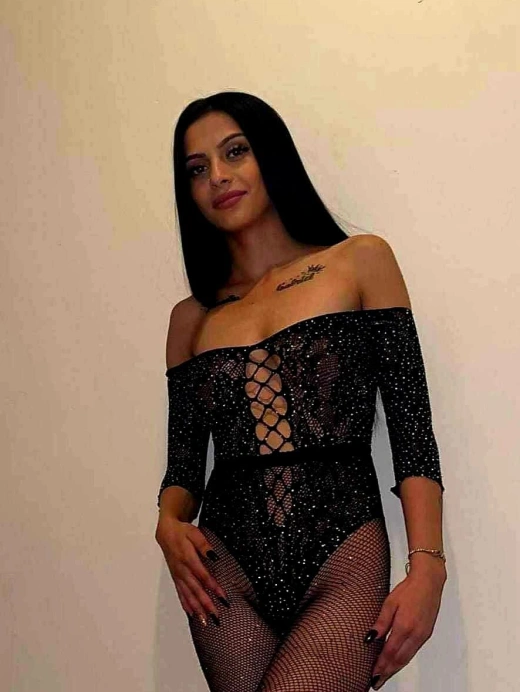 escort image