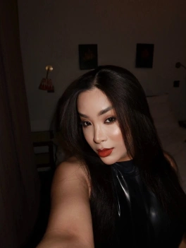escort image