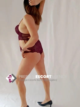 escort image