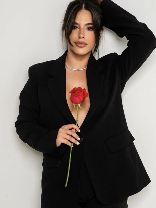 escort image