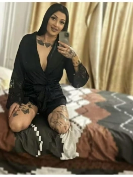 escort image
