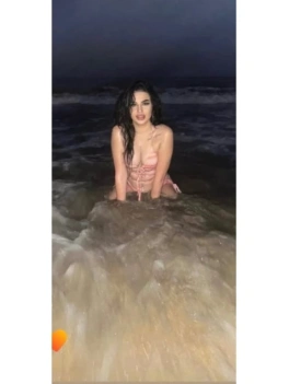 escort image