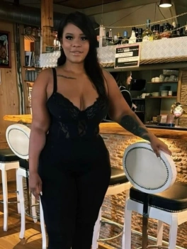 escort image