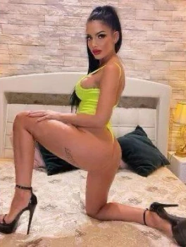 escort image